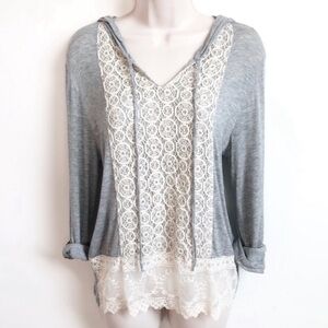Anthropologie Mauve gray & cream lac…